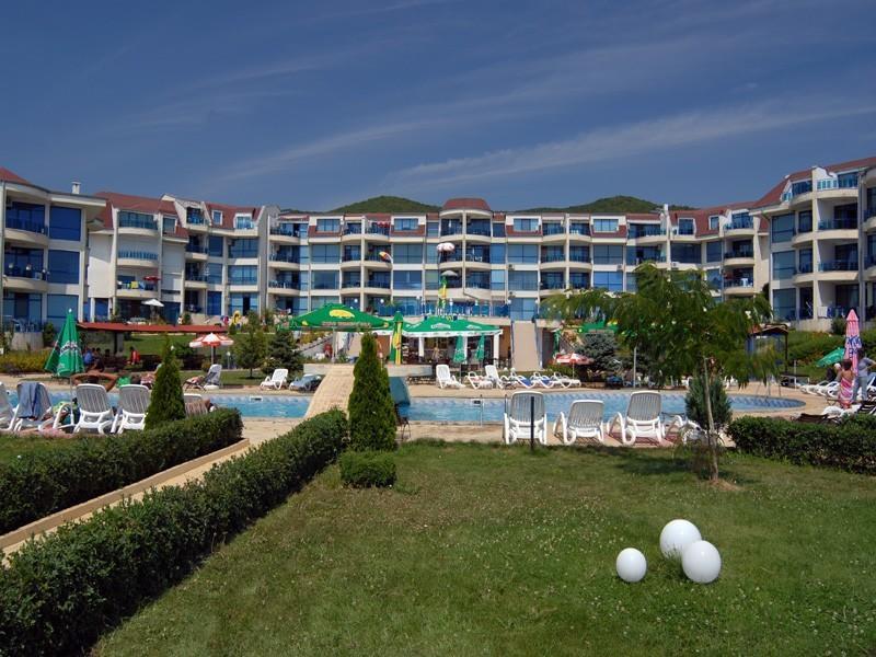 Holiday Apartment In Riviera Complex Święty Włas Zewnętrze zdjęcie