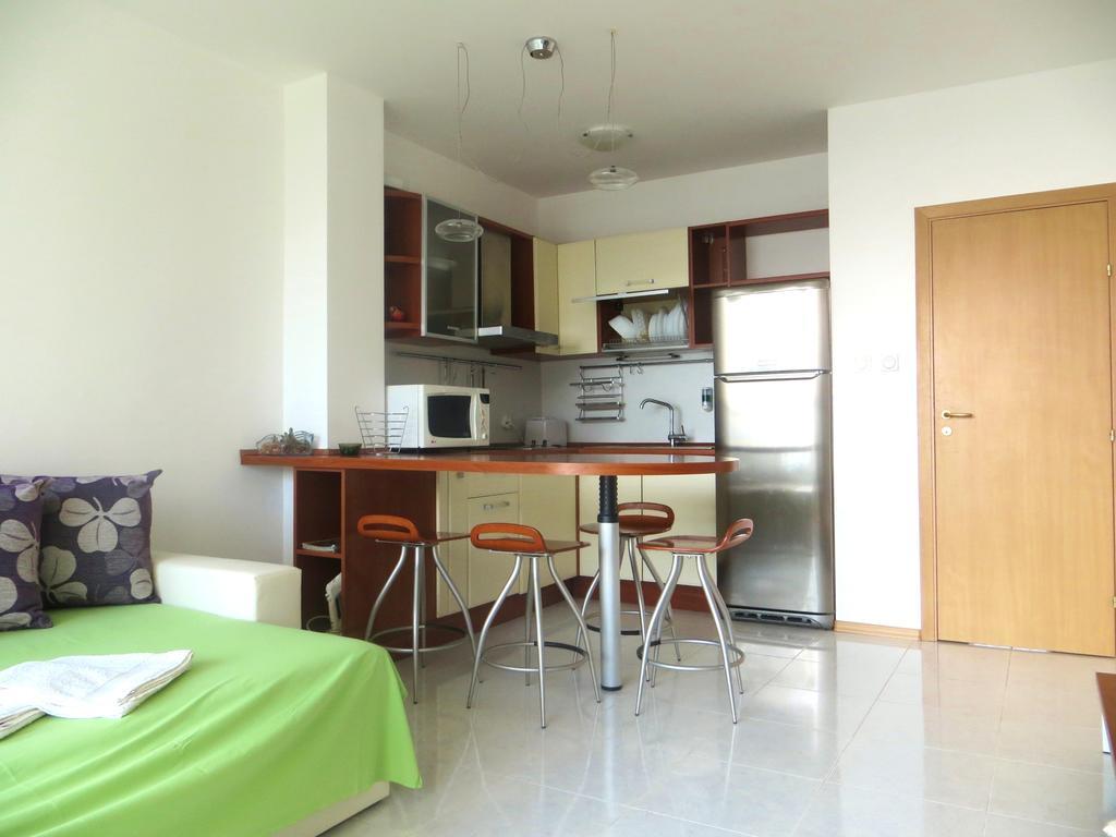 Holiday Apartment In Riviera Complex Święty Włas Pokój zdjęcie