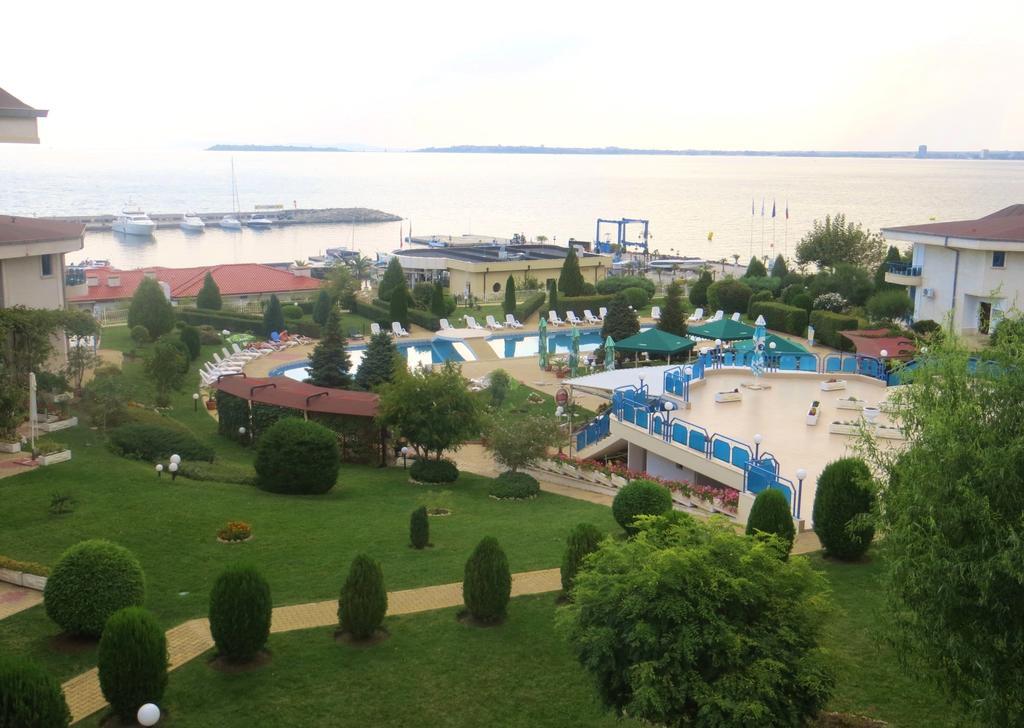 Holiday Apartment In Riviera Complex Święty Włas Pokój zdjęcie